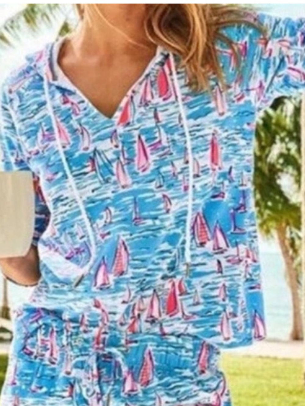 NWT Lilly Pulitzer Kiswahili Hoodie Size Med